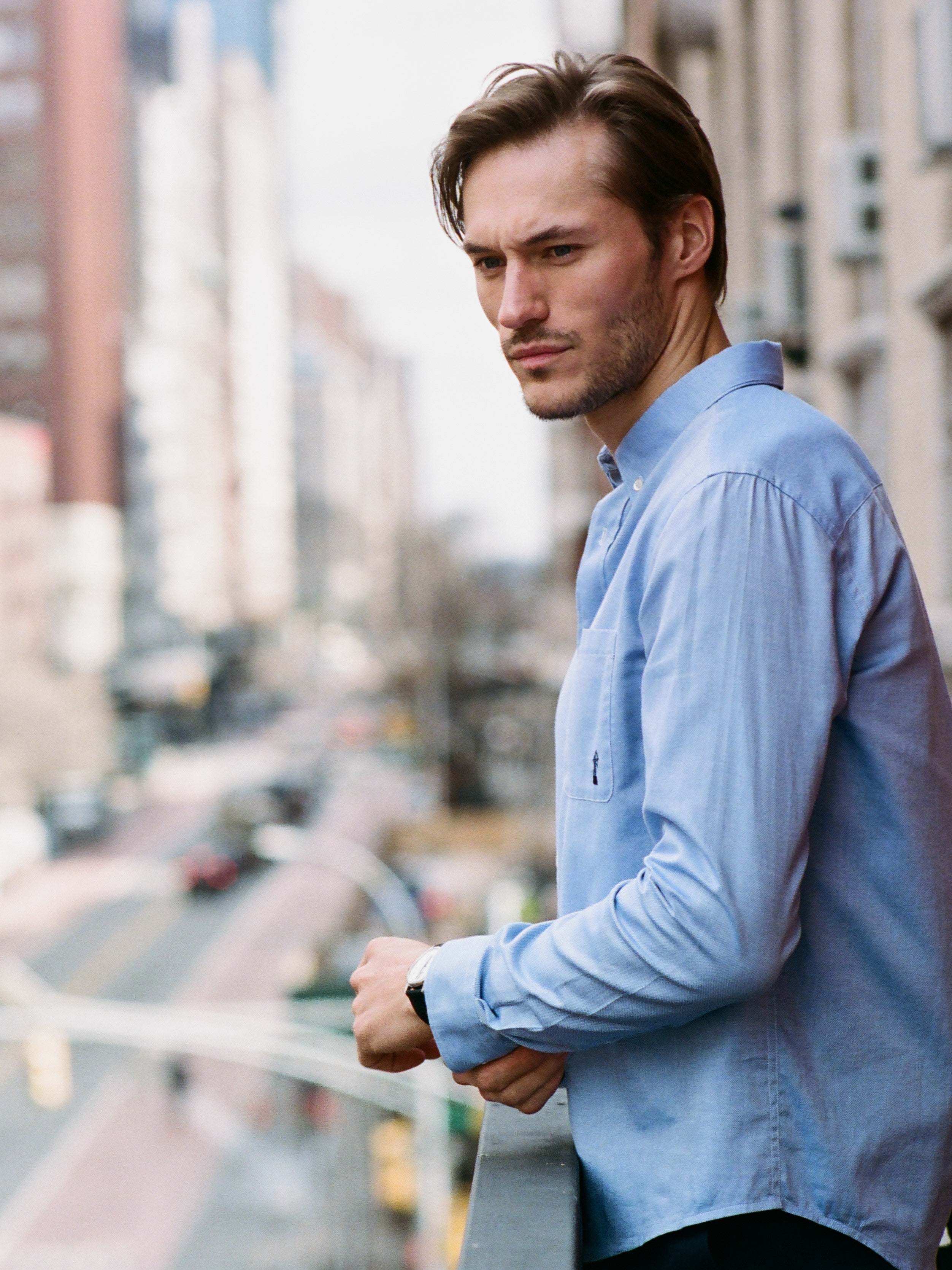 Lightweight Button Down - Medium Blue